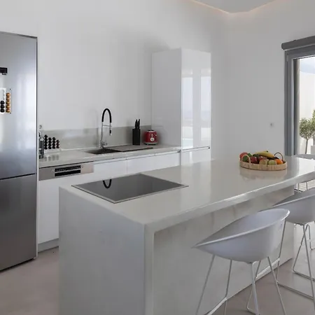 Morphe * Aspro Chorio